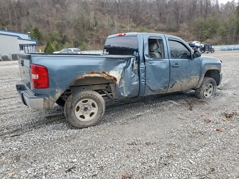2011 CHEVROLET SILVERADO K1500 LT  