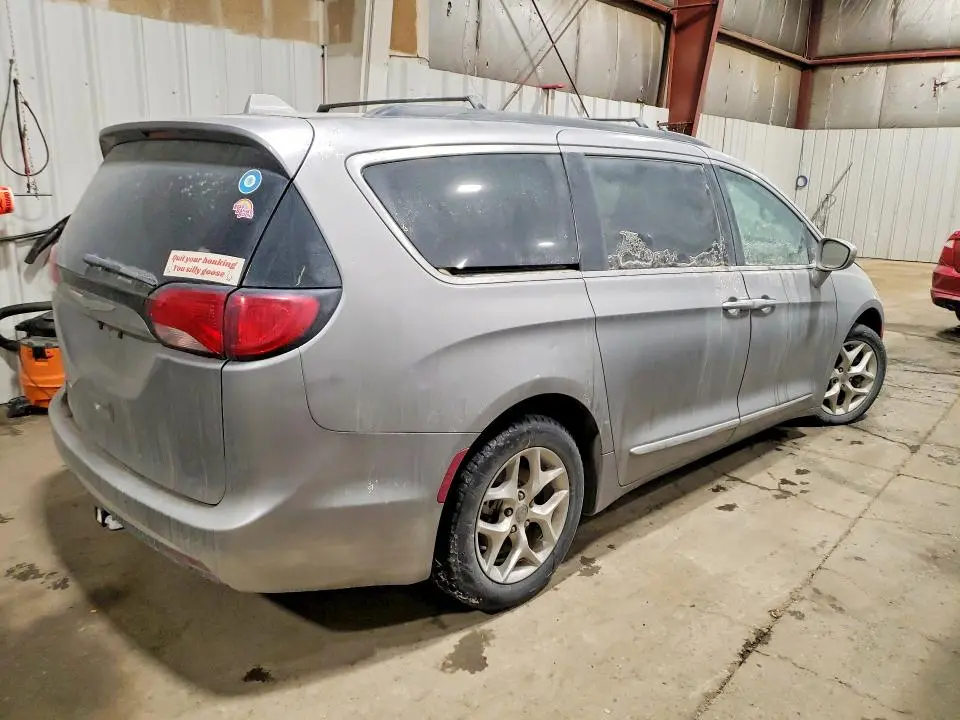 2017 CHRYSLER PACIFICA TOURING L  