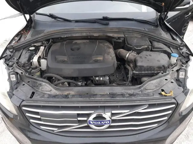 2016 VOLVO XC60 T5 PLATINUM  