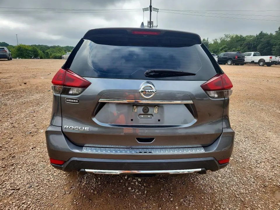 2018 NISSAN ROGUE S  