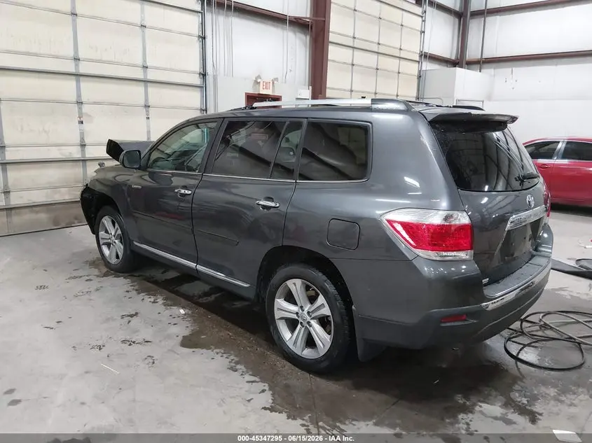 2013 TOYOTA HIGHLANDER LIMITED V6
