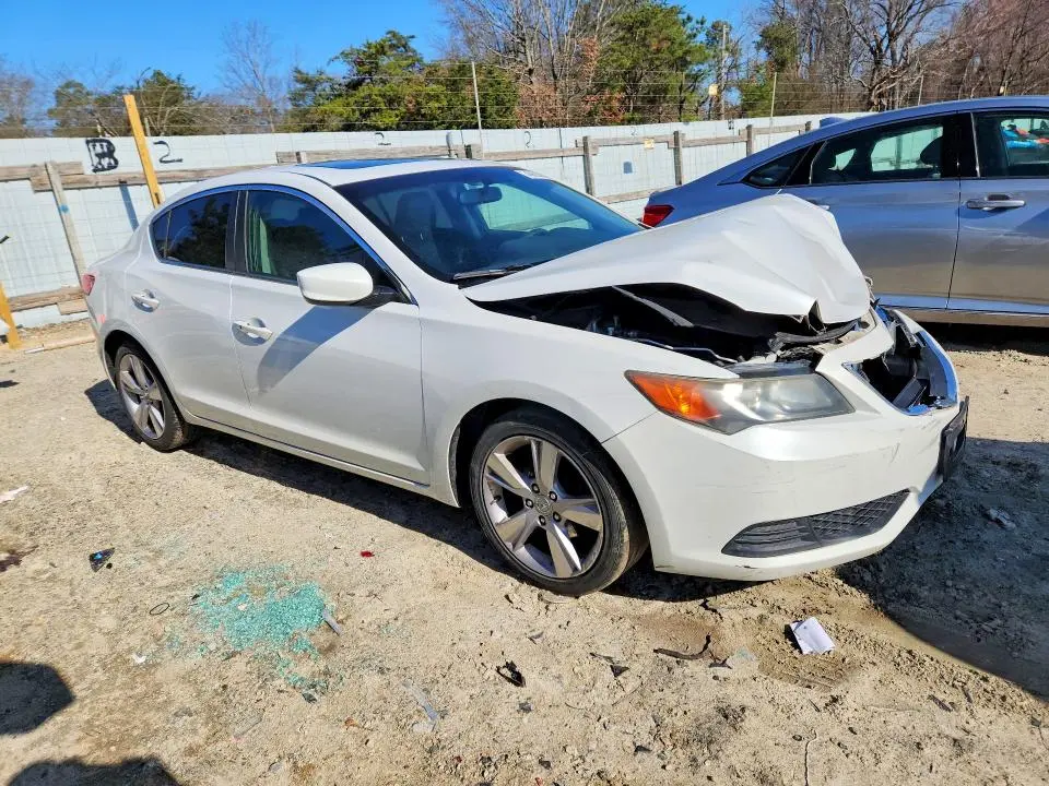2015 ACURA ILX 20  