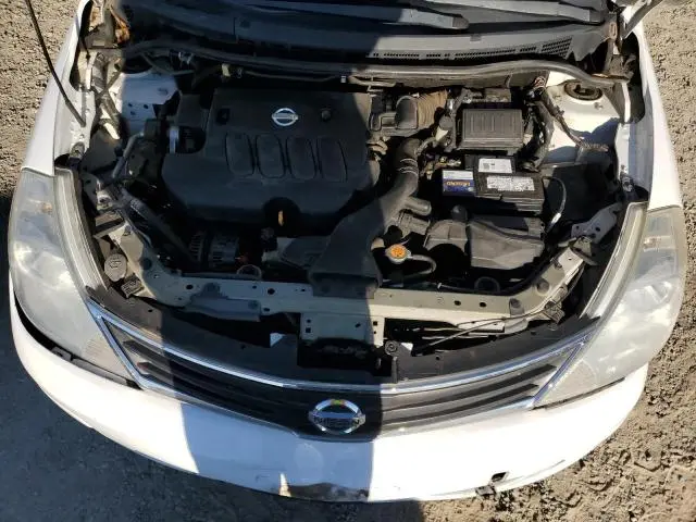 2010 NISSAN VERSA S  