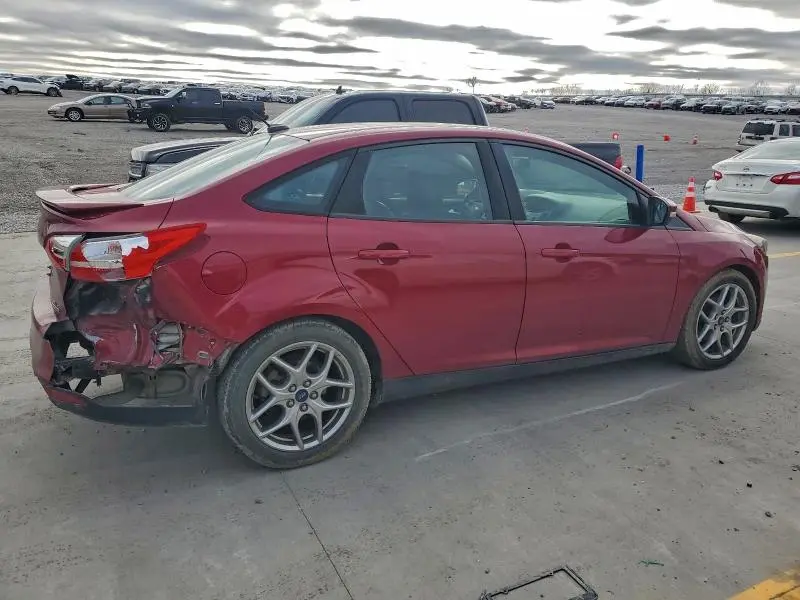 2015 FORD FOCUS SE  