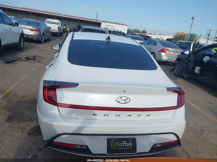 2022 HYUNDAI SONATA SE