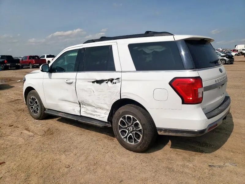 2023 FORD EXPEDITION XLT  