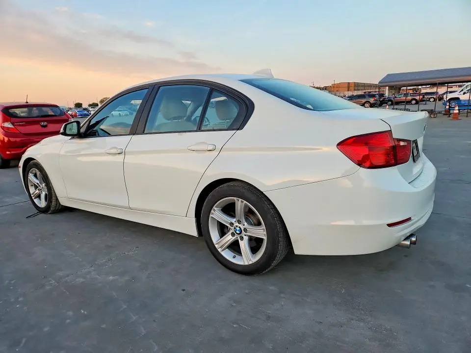 2014 BMW 328   