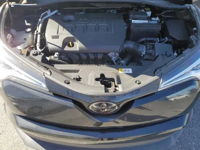 2019 TOYOTA C-HR XLE  