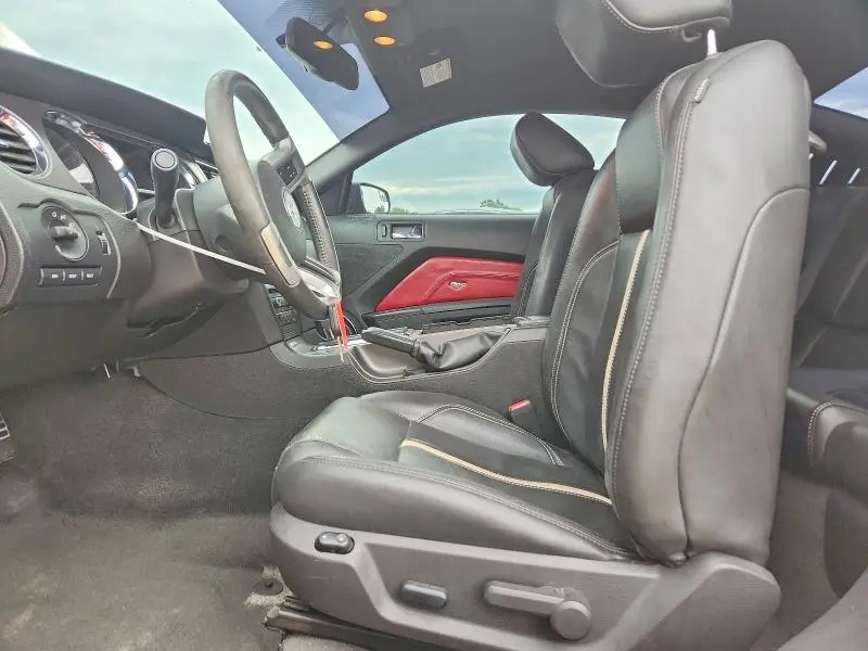 2012 FORD MUSTANG GT  
