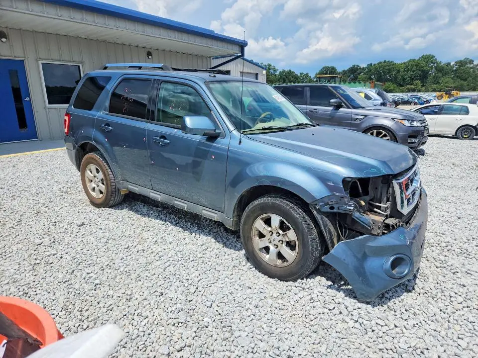2010 FORD ESCAPE LIMITED  