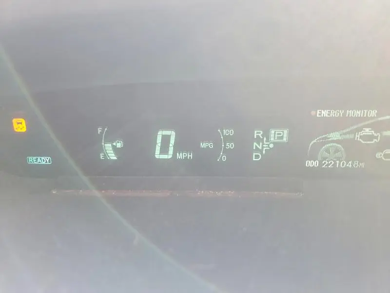 2010 TOYOTA PRIUS III  