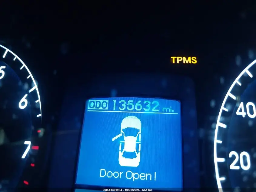 2013 HYUNDAI GENESIS 3.8