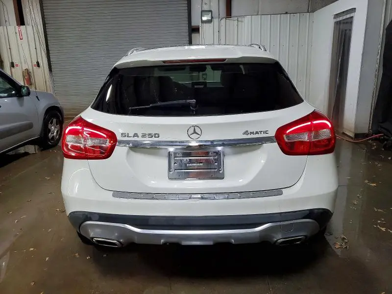 2018 MERCEDES-BENZ GLA 250 4MATIC  