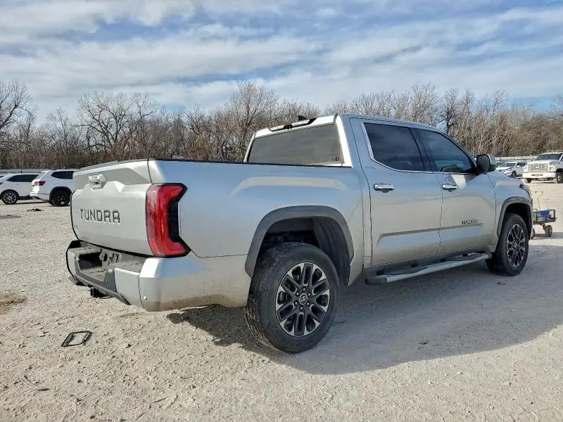 2023 TOYOTA TUNDRA CREWMAX LIMITED  