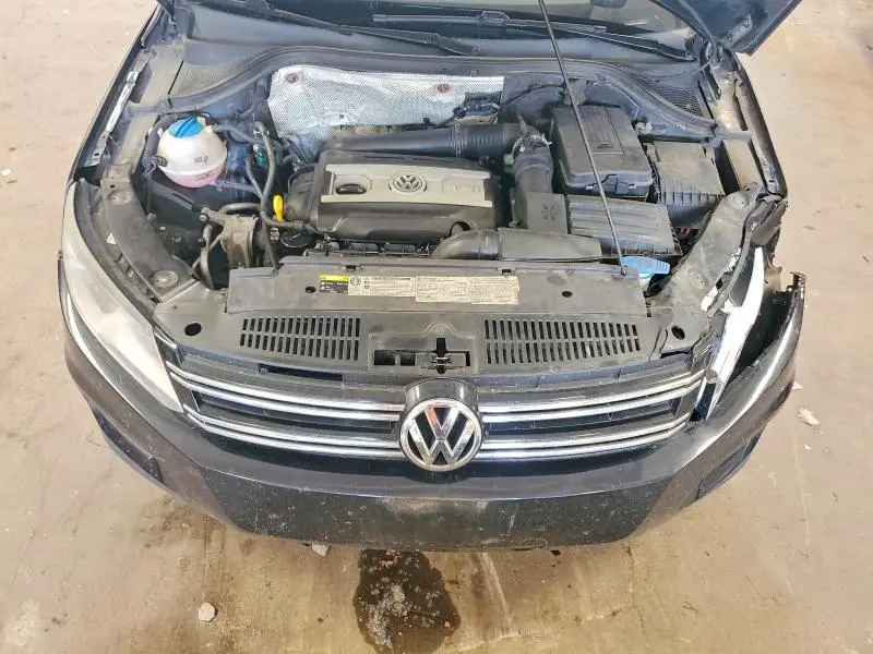 2016 VOLKSWAGEN TIGUAN S  