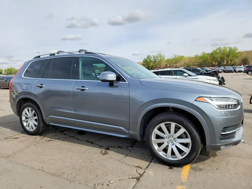 2016 VOLVO XC90 T6  