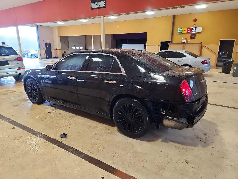 2012 CHRYSLER 300 LIMITED  