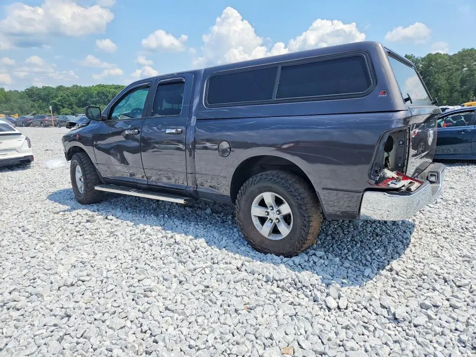 2018 RAM 1500 SLT  
