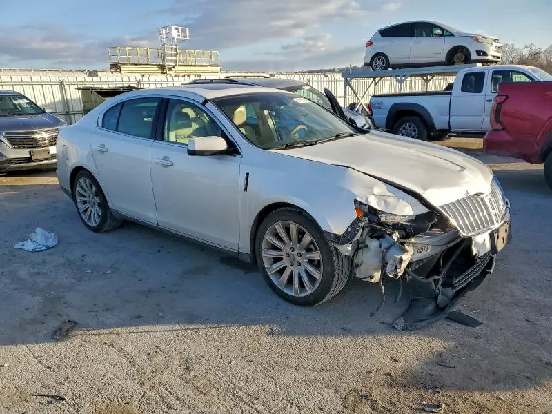 2010 LINCOLN MKS   