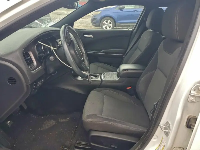 2015 DODGE CHARGER SE  