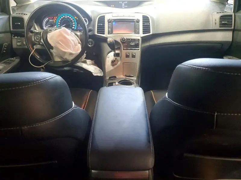 2013 TOYOTA VENZA XLE  