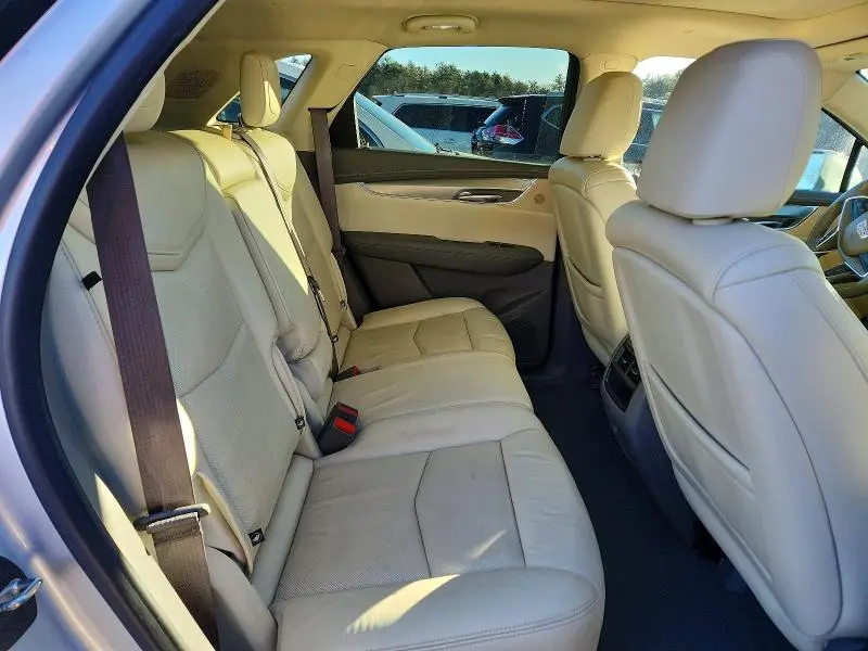 2019 CADILLAC XT5 LUXURY  