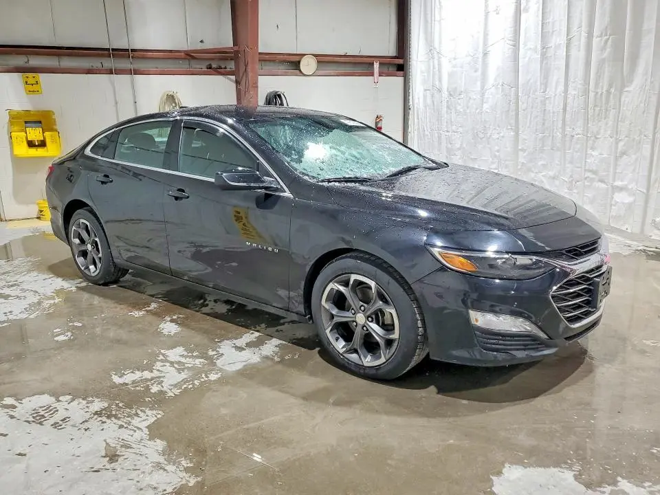 2021 CHEVROLET MALIBU LT  