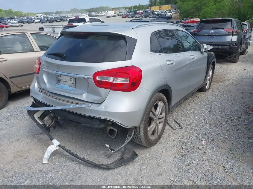 2016 MERCEDES-BENZ GLA 250  