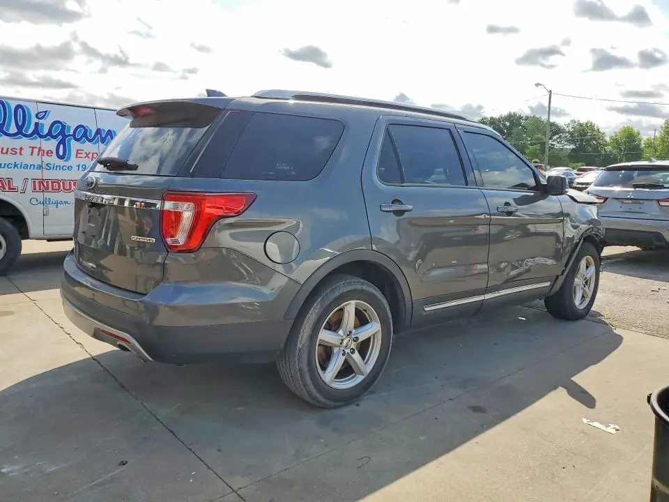2016 FORD EXPLORER XLT  