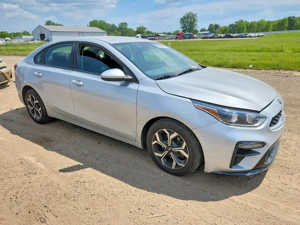2020 KIA FORTE LXS  