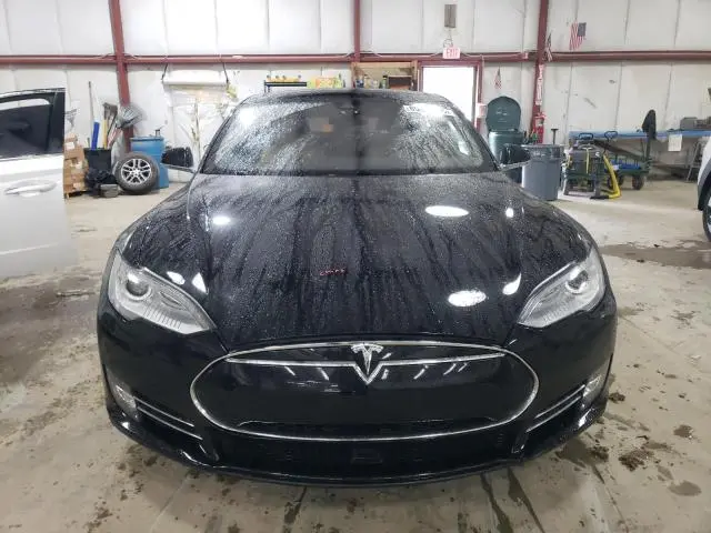 2015 TESLA MODEL S 85D  