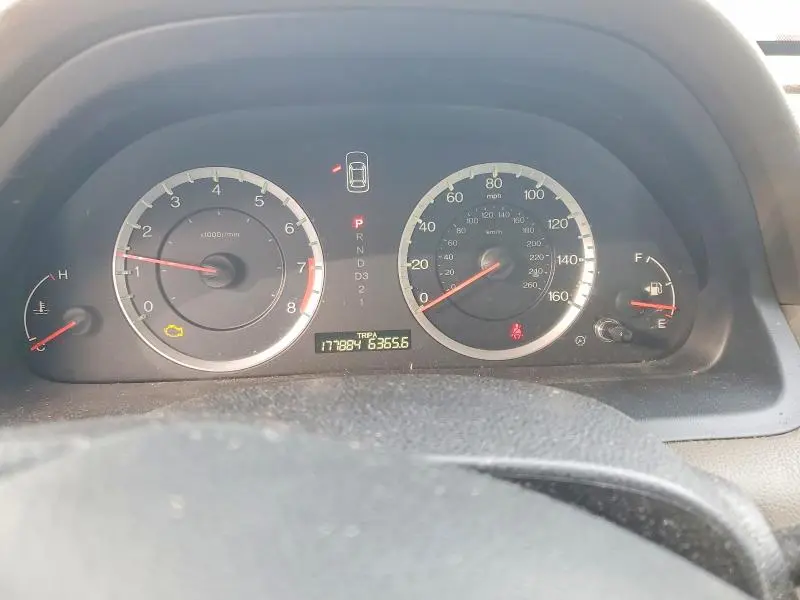 2010 HONDA ACCORD LX  