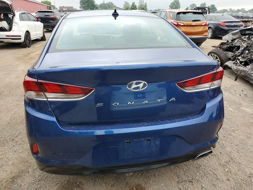 2018 HYUNDAI SONATA SE  