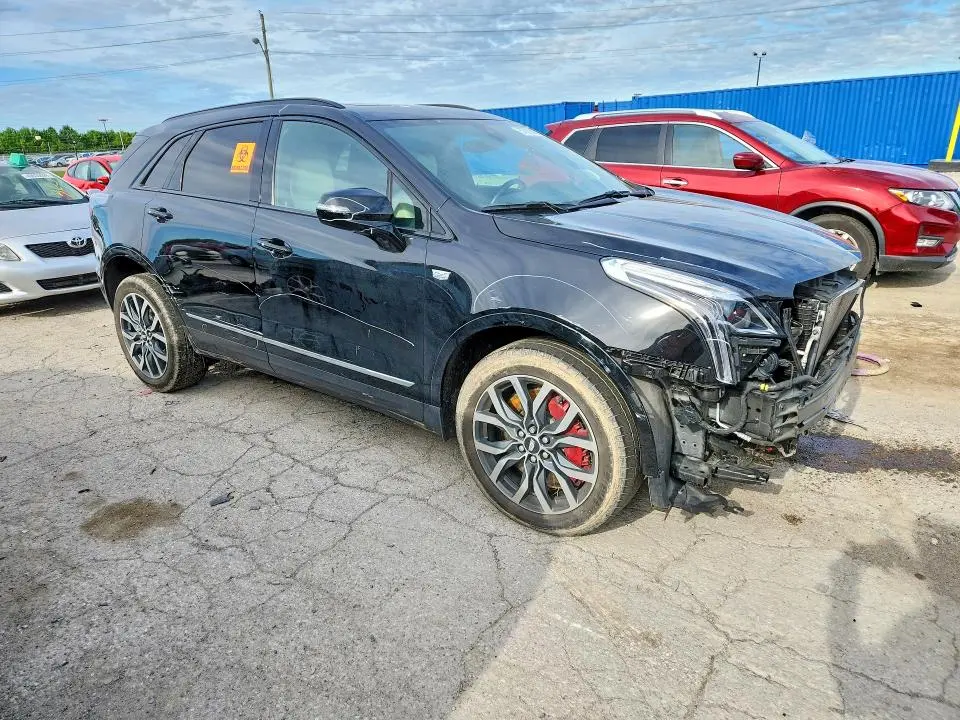 2023 CADILLAC XT5 SPORT  