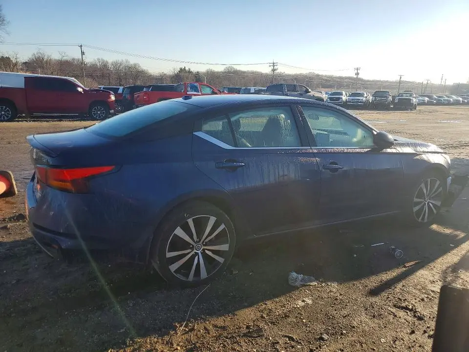 2021 NISSAN ALTIMA 2.5 SR  