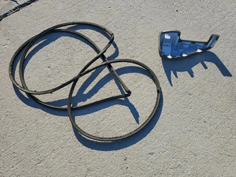 2011 NISSAN FRONTIER S  