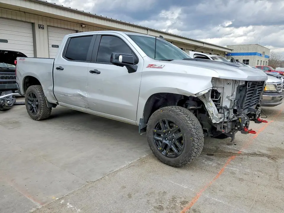 2022 CHEVROLET SILVERADO K1500 LT TRAIL BOSS  