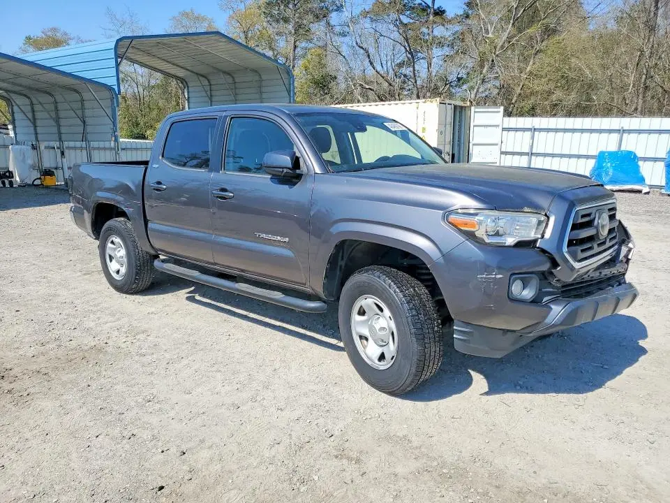 2018 TOYOTA TACOMA SR5  