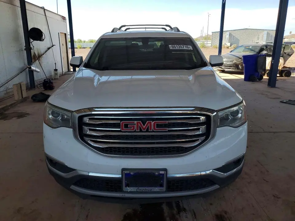 2017 GMC ACADIA SLE  