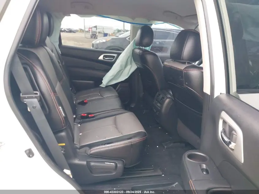 2019 NISSAN PATHFINDER SL