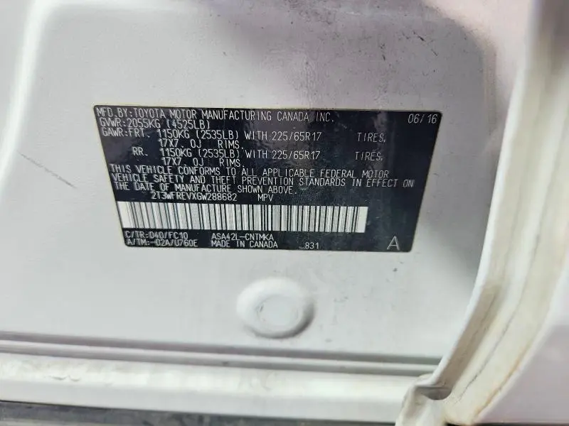 2016 TOYOTA RAV4 XLE  