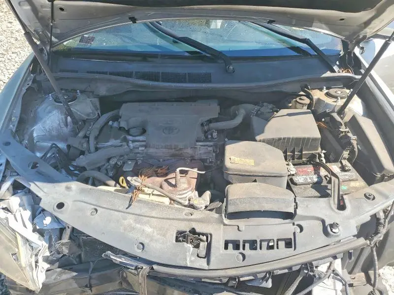 2013 TOYOTA CAMRY SE  