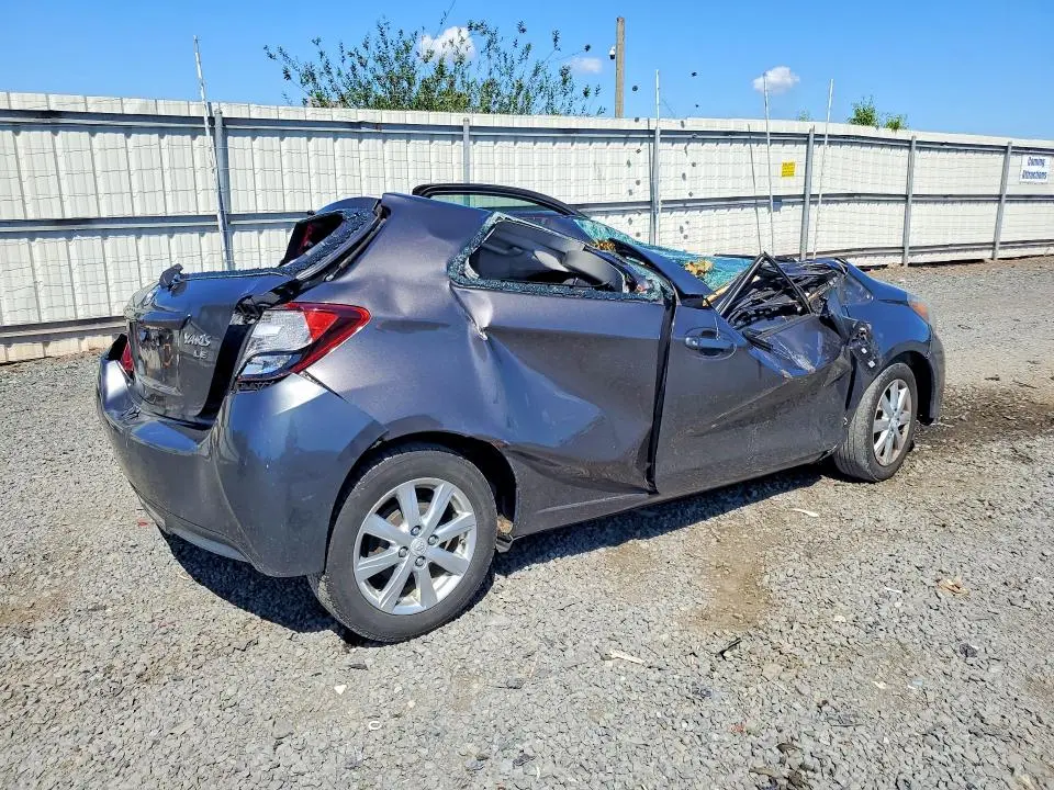 2015 TOYOTA YARIS 3-DOOR LE  