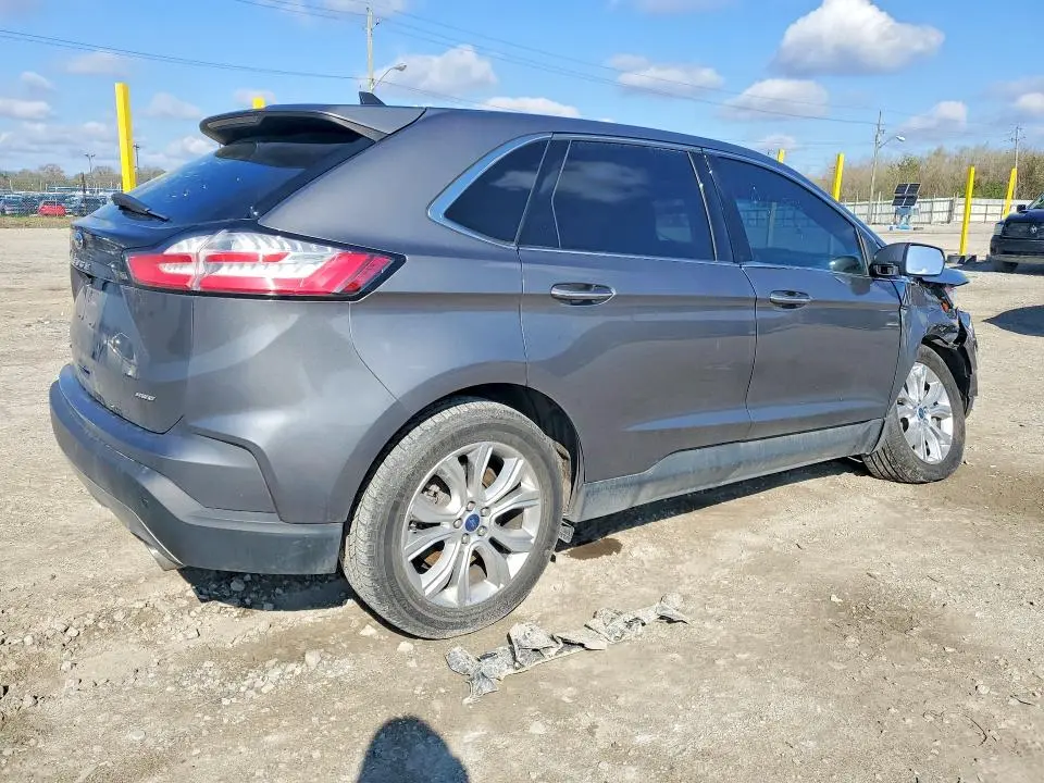 2022 FORD EDGE TITANIUM  