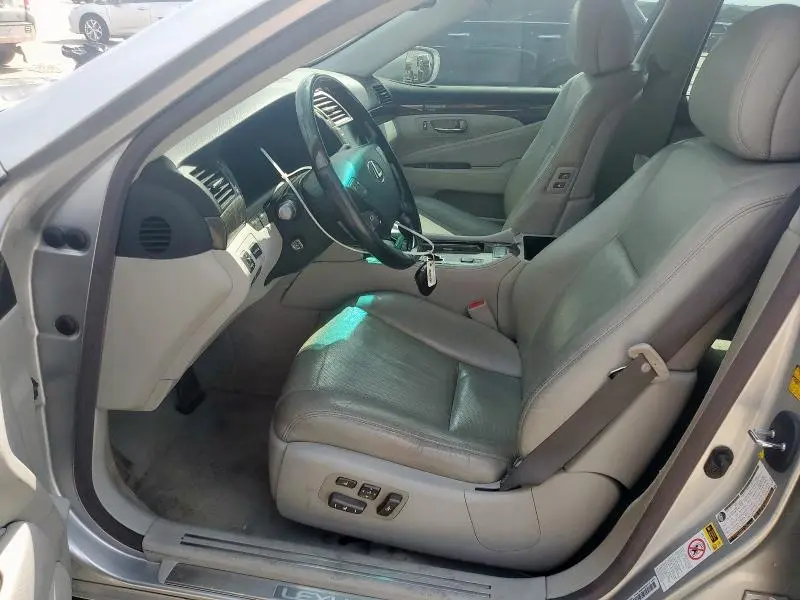 2010 LEXUS LS 460L  