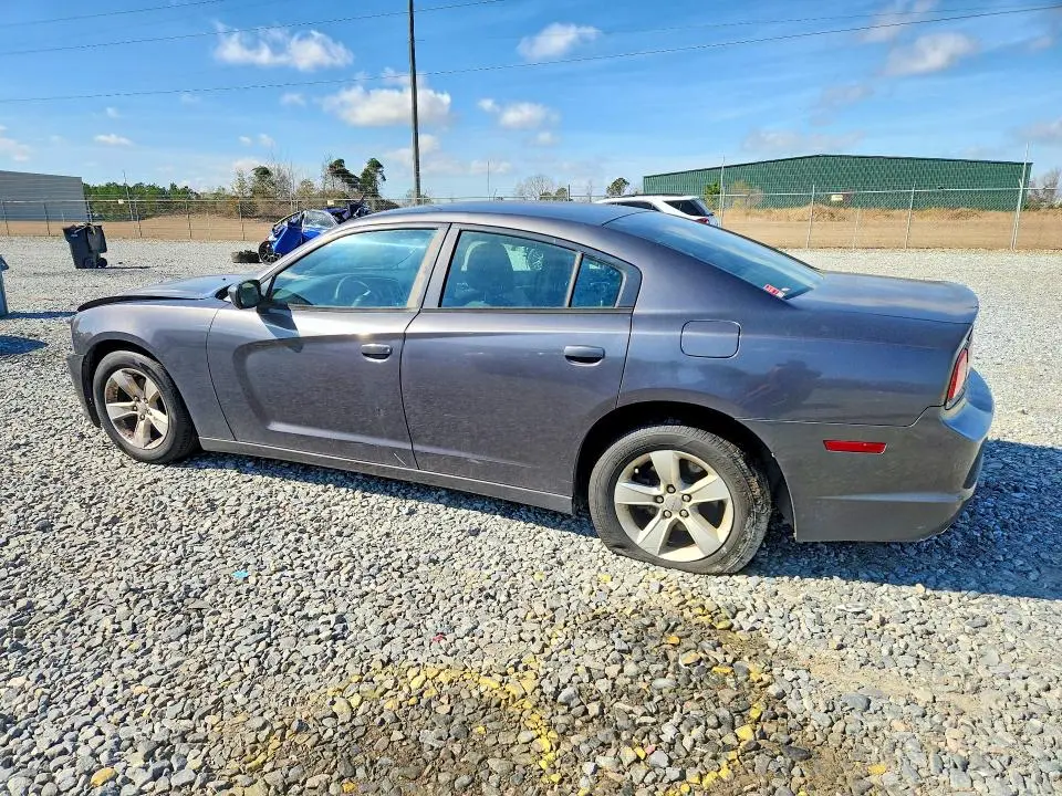 2014 DODGE CHARGER SE  