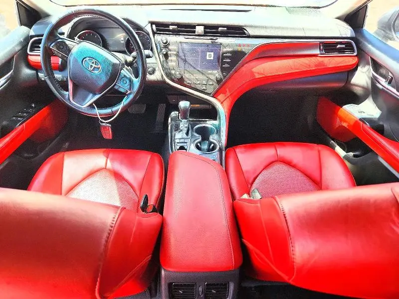 2020 TOYOTA CAMRY XSE  