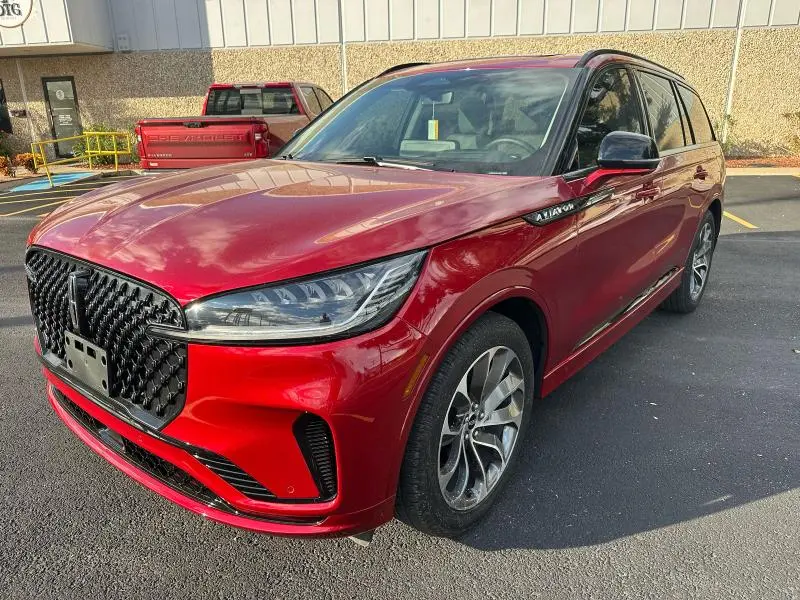 2025 LINCOLN AVIATOR   