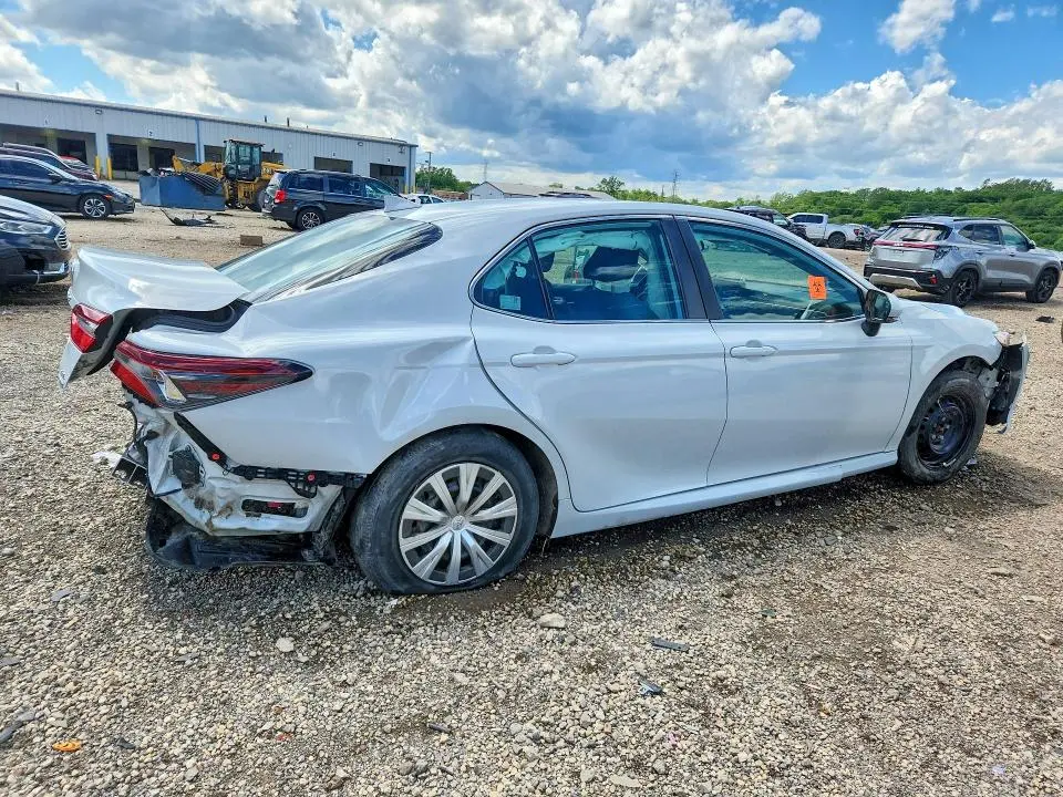2023 TOYOTA CAMRY LE  