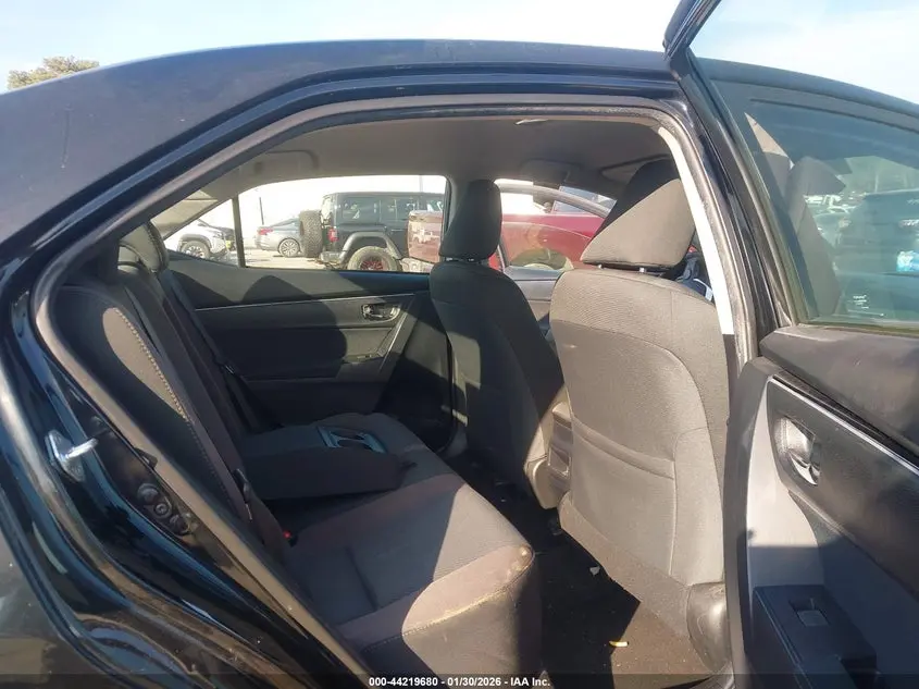 2018 TOYOTA COROLLA LE